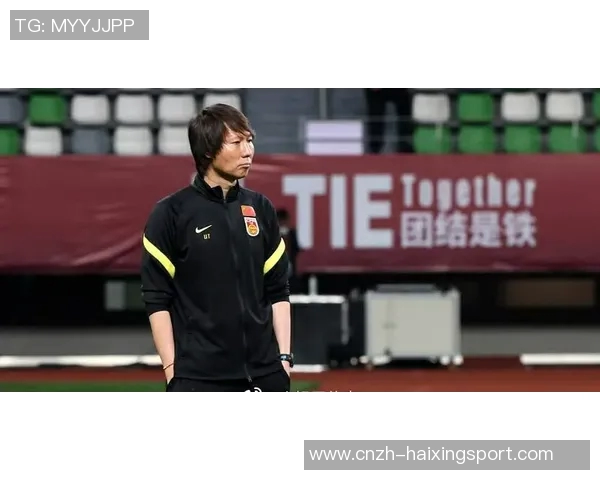 西班牙足球教练的战术智慧与球队建设之道探讨 西班牙足球教练的战术智慧与球队建设之道探讨